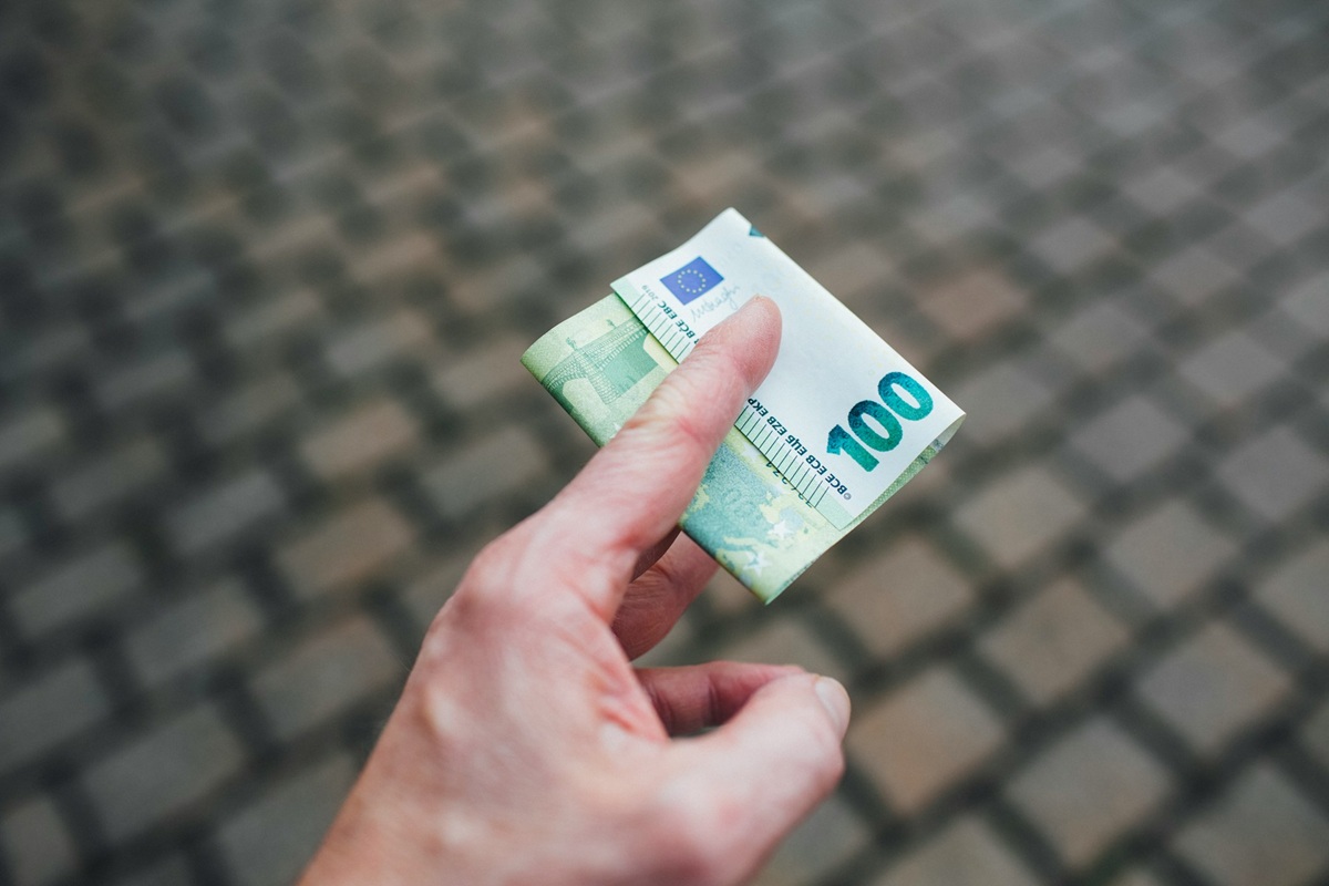 Pflegegrad 4 – wie viel Geld 2025
